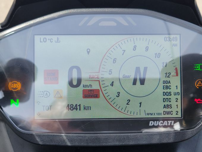 DUCATI PANIGALE V2 BAYLISS 4