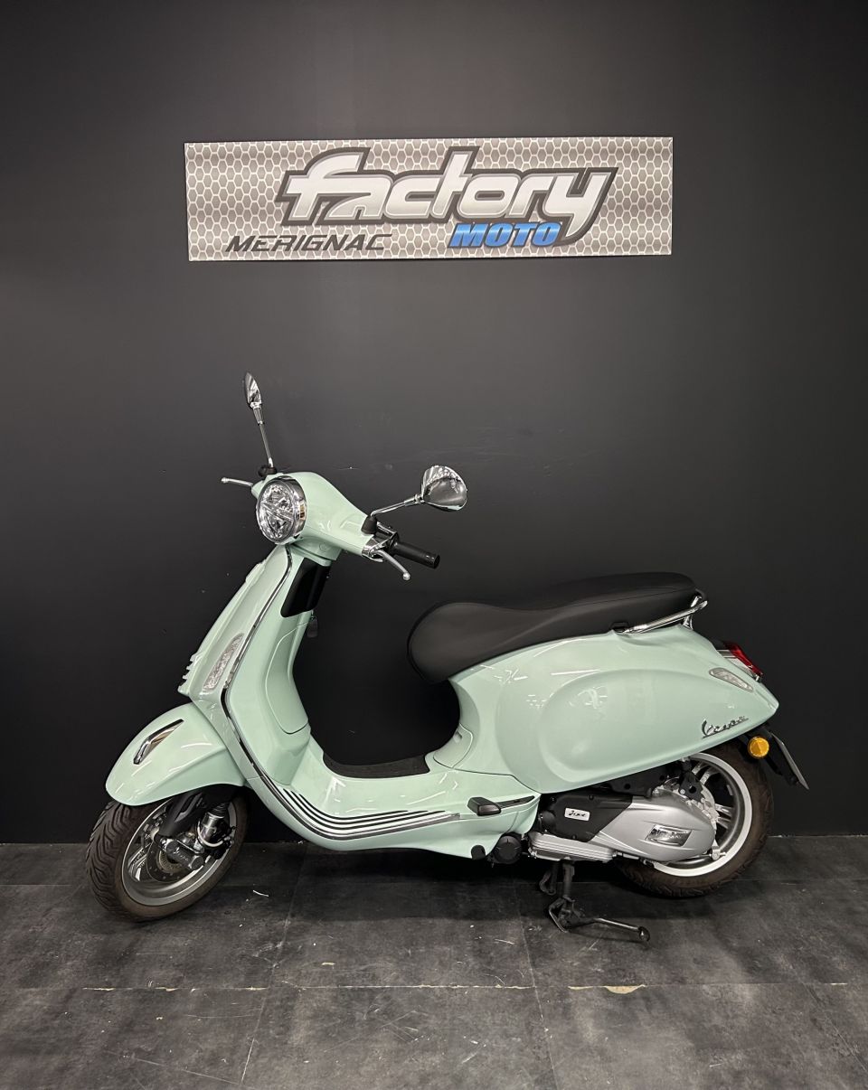 VESPA PRIMAVERA 125 4