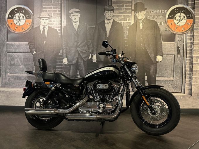 HARLEY-DAVIDSON SPORTSTER CUSTOM 1200 4