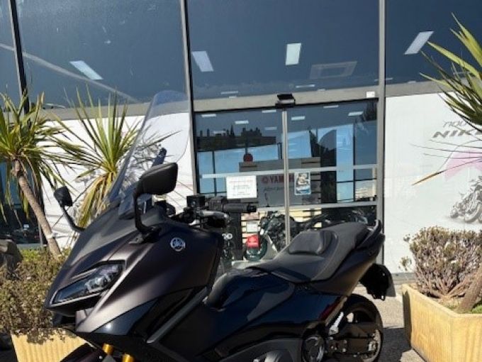 YAMAHA XP T-MAX 560 TECH MAX 4