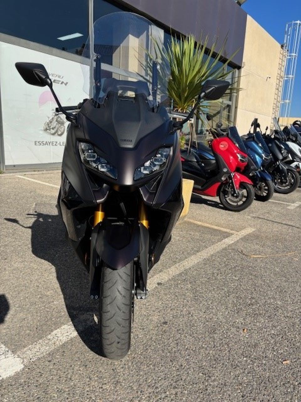 YAMAHA XP T-MAX 560 TECH MAX 4