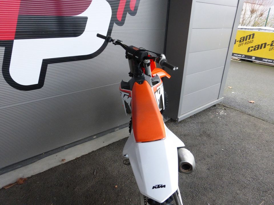 KTM 450 SX-F 2024 4