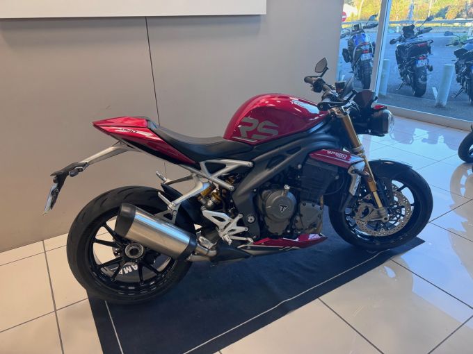 TRIUMPH SPEED TRIPLE 1200 RS 4