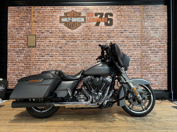 HARLEY-DAVIDSON TOURING STREET GLIDE 1690 4