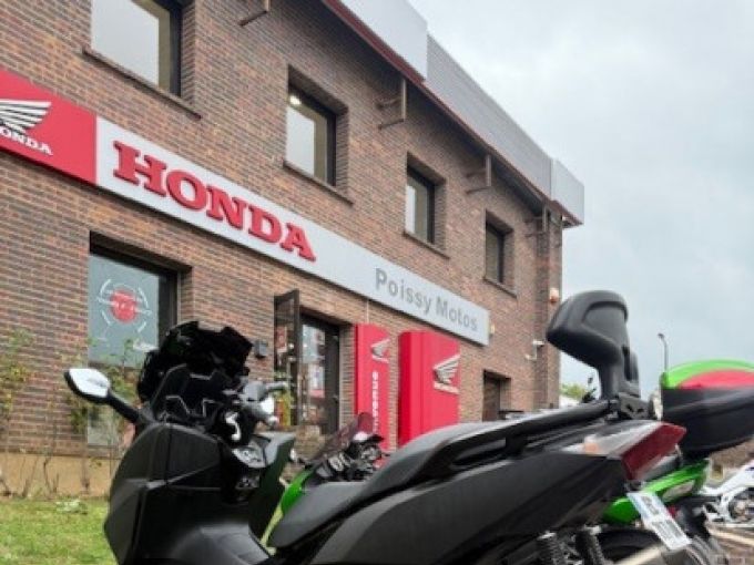 HONDA FORZA 125 4
