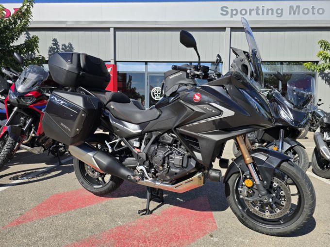 HONDA NT1100 DCT 4