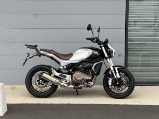 QJ MOTOR SRV 550 - 2023