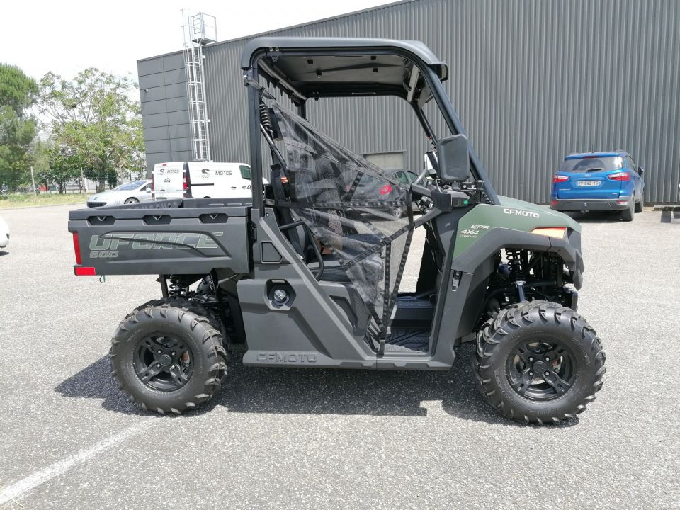 CF MOTO UFORCE 600 4