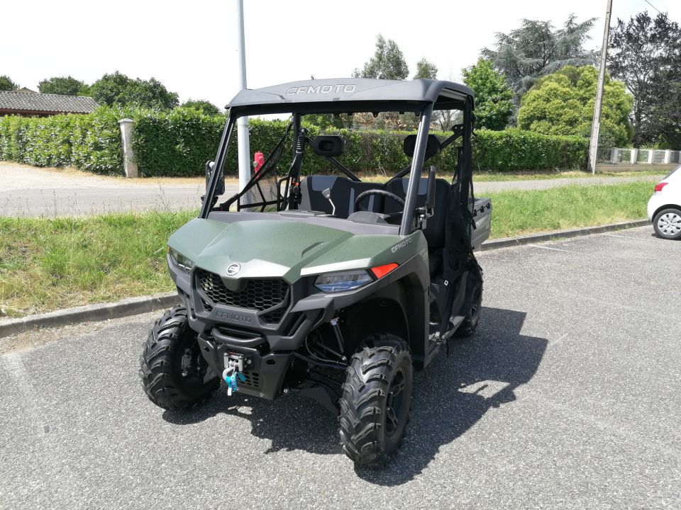 CF MOTO UFORCE 600 4