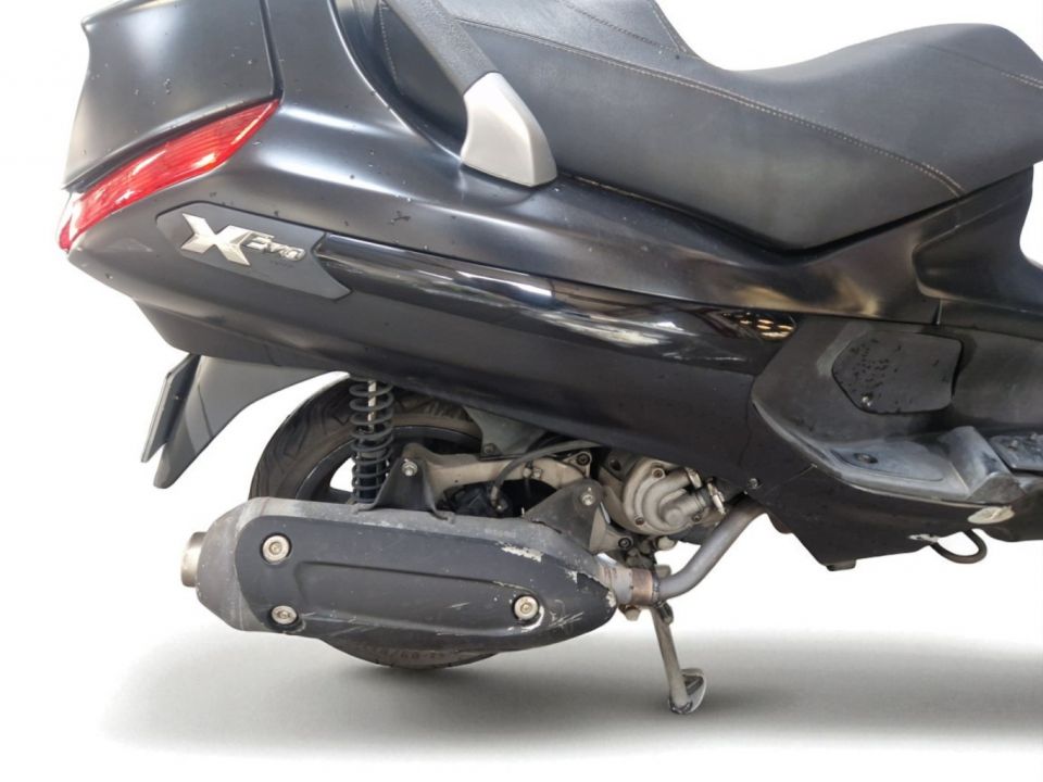PIAGGIO XEVO 125 4