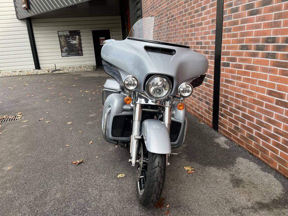 HARLEY-DAVIDSON TOURING ULTRA LIMITED 1868  4