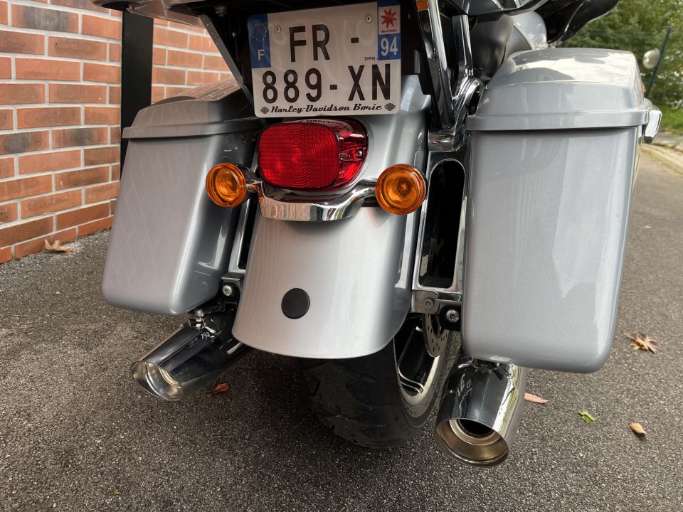 HARLEY-DAVIDSON TOURING ULTRA LIMITED 1868  4