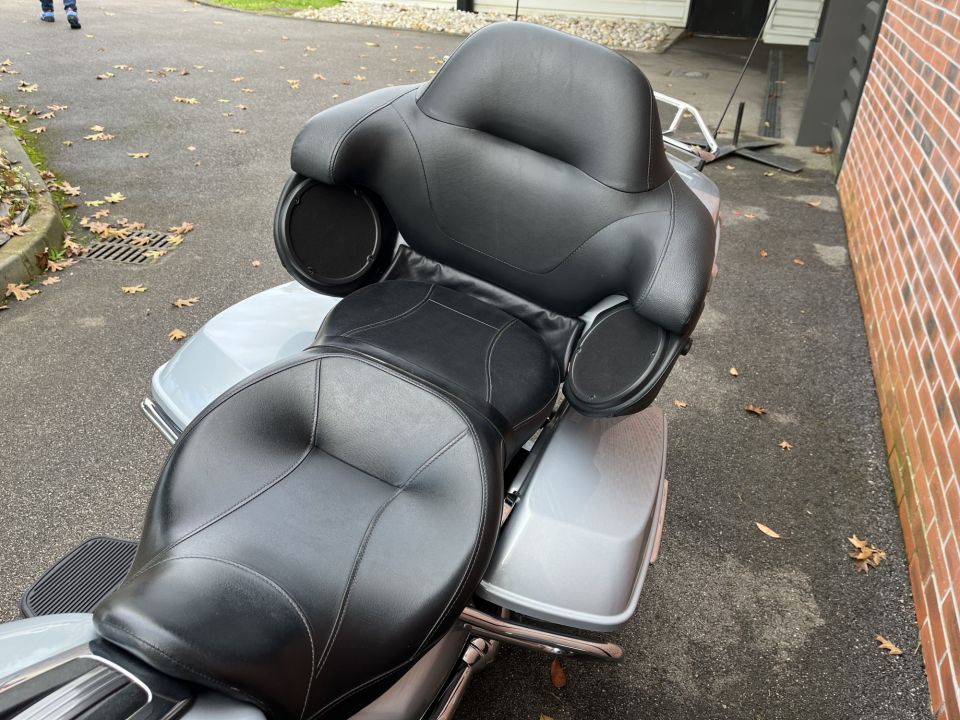 HARLEY-DAVIDSON TOURING ULTRA LIMITED 1868  4