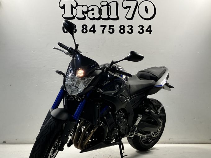 YAMAHA FZ8 4