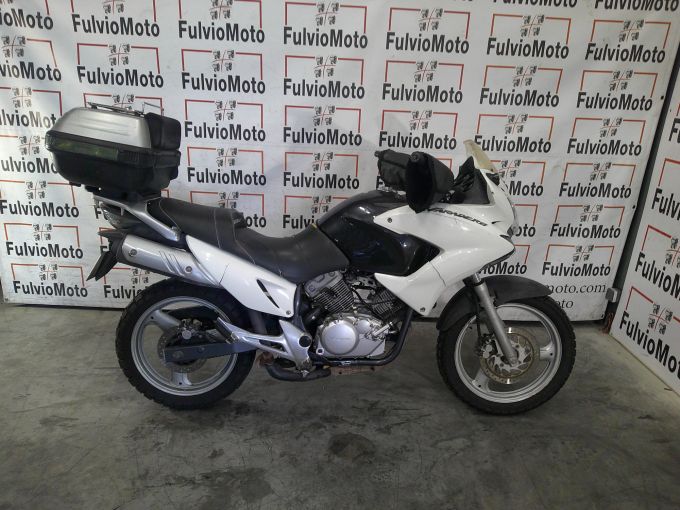 HONDA VARADERO 125 4