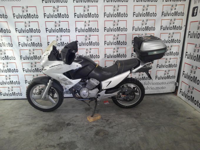 HONDA VARADERO 125 4