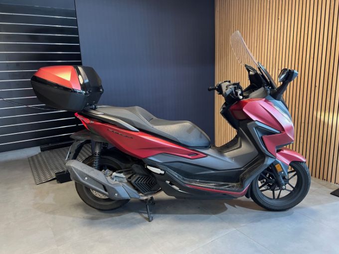 HONDA FORZA 125 ABS 4