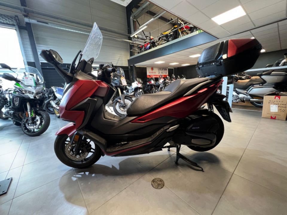 HONDA FORZA 125 ABS 4