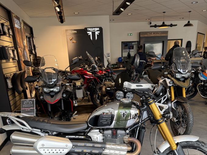 TRIUMPH SCRAMBLER 1200 XE 4
