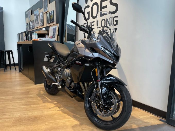 TRIUMPH Tiger Sport 800 4