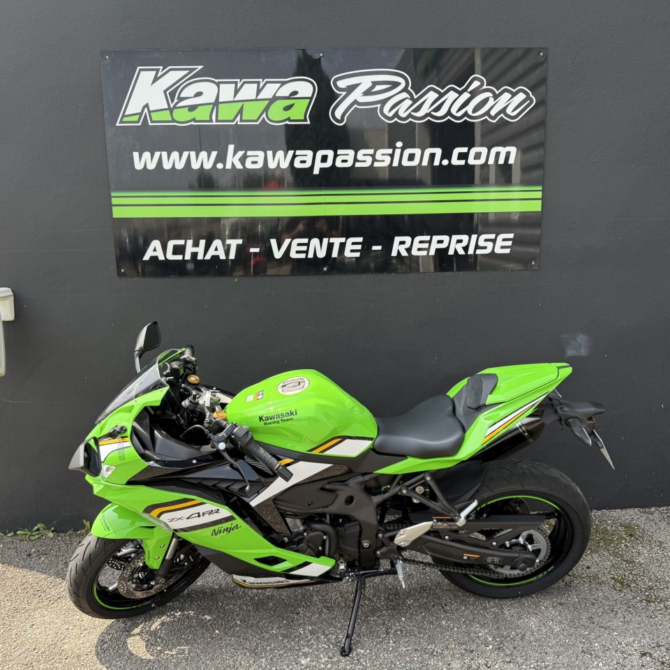 KAWASAKI Ninja ZX-4RR 4