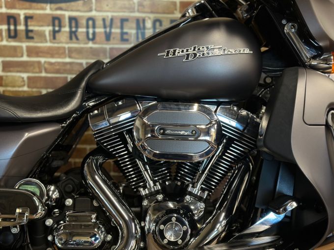 HARLEY-DAVIDSON TOURING STREET GLIDE 1690 SPECIAL 4