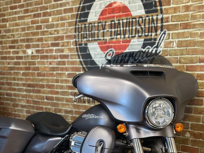 HARLEY-DAVIDSON TOURING STREET GLIDE 1690 SPECIAL 4