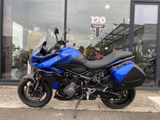 TRIUMPH TIGER 800 4