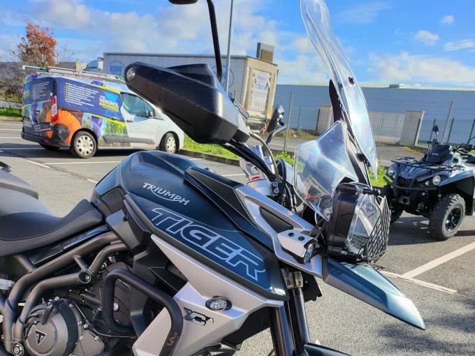 TRIUMPH TIGER 800 XRX 4