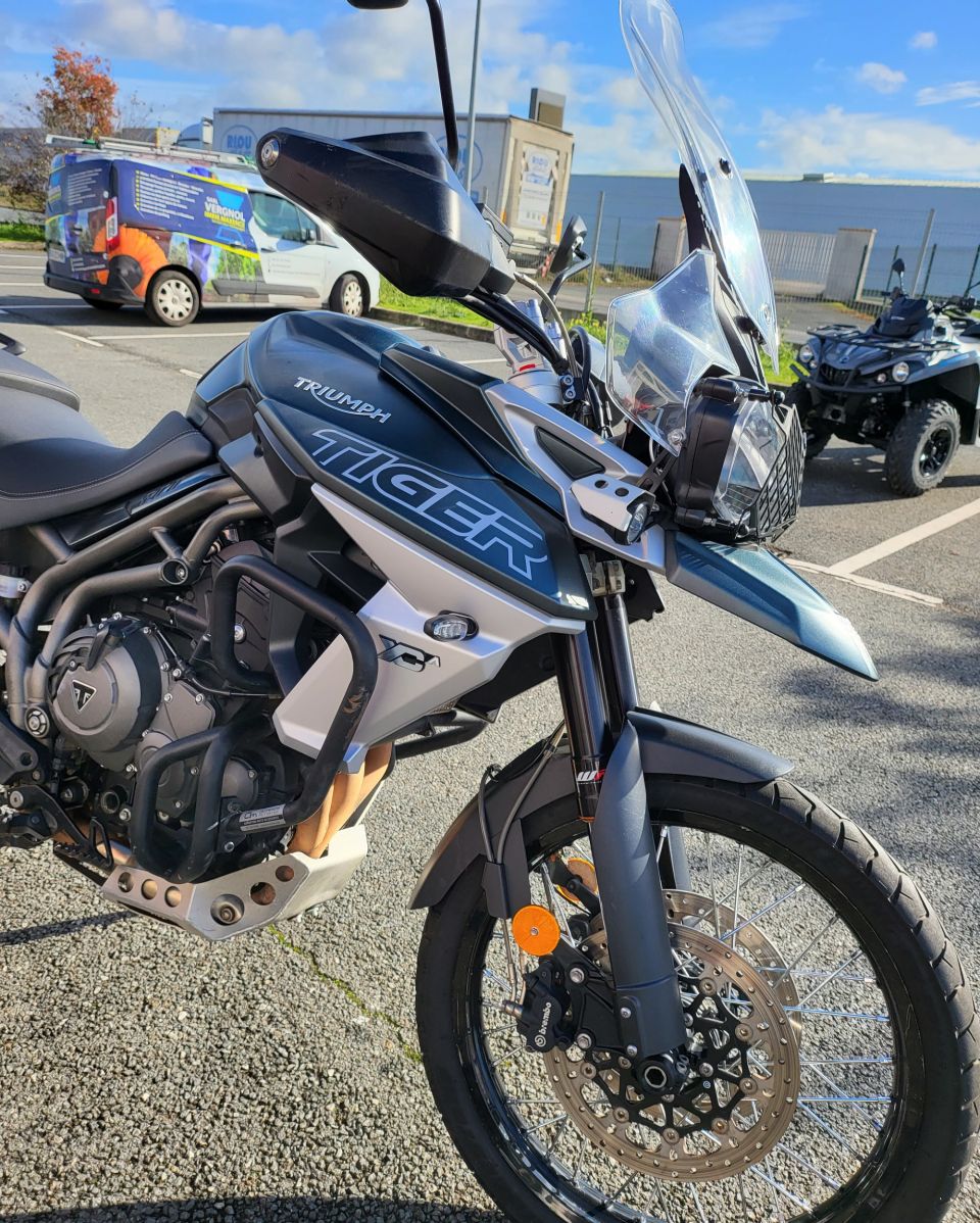 TRIUMPH TIGER 800 XRX 4