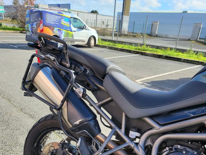 TRIUMPH TIGER 800 XRX 4