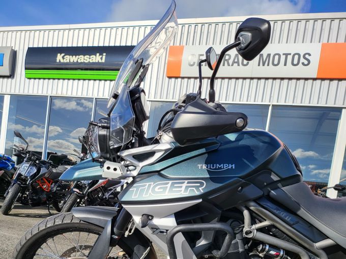 TRIUMPH TIGER 800 XRX 4