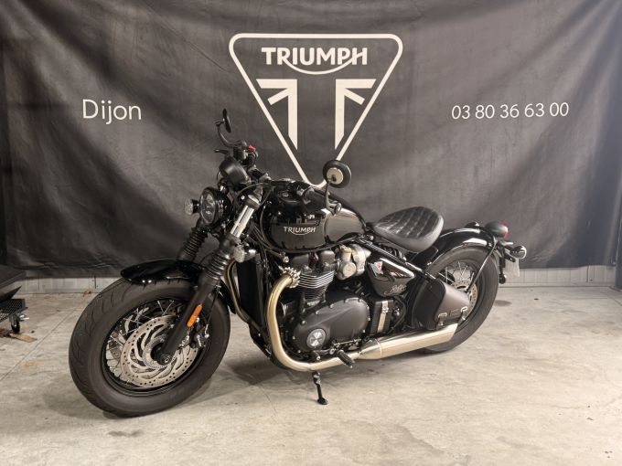 TRIUMPH Bonneville Bobber 1200 4