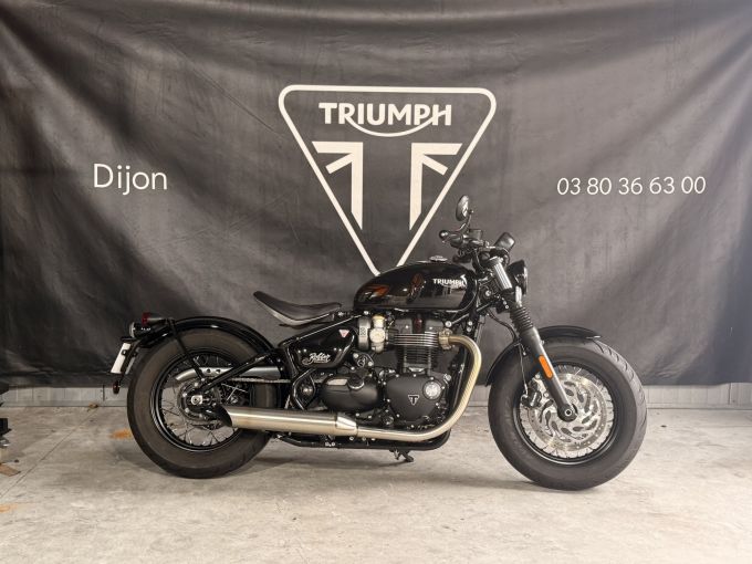 TRIUMPH Bonneville Bobber 1200 4