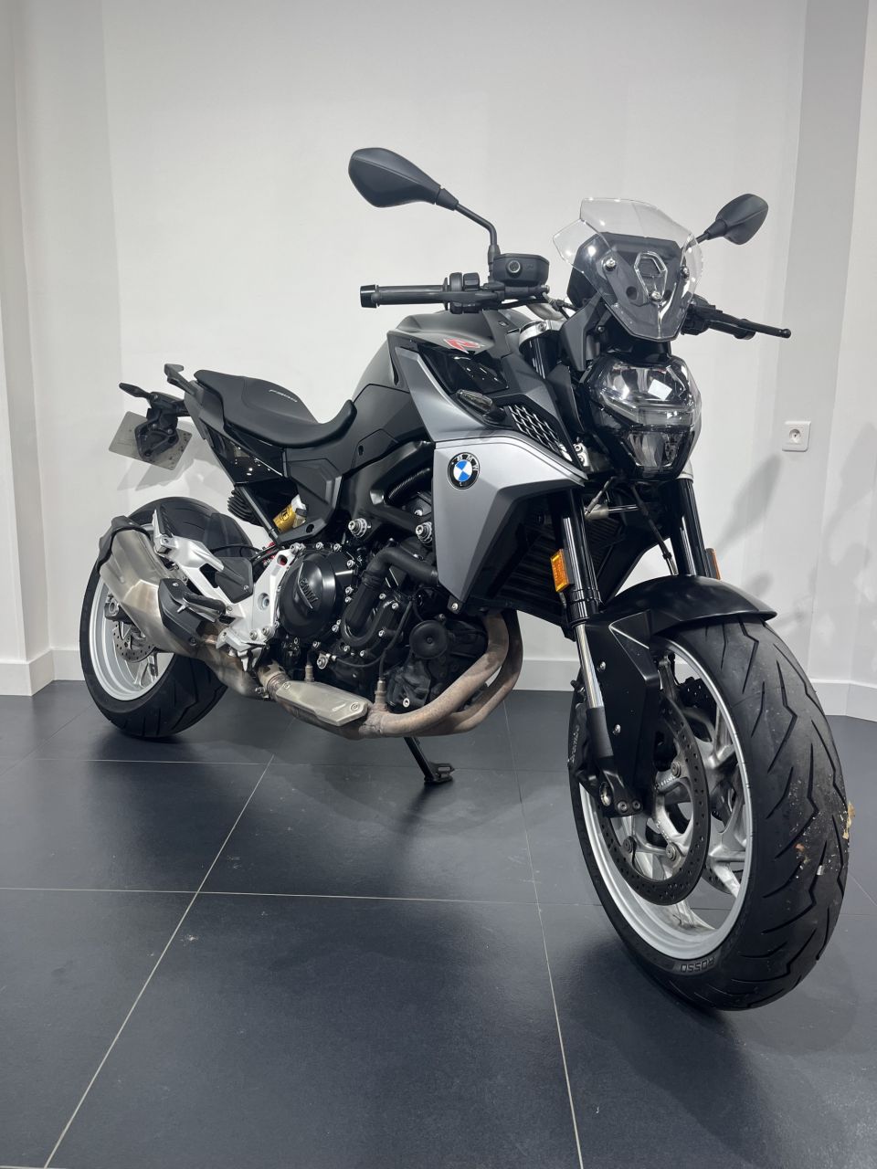 BMW F 900 R 4