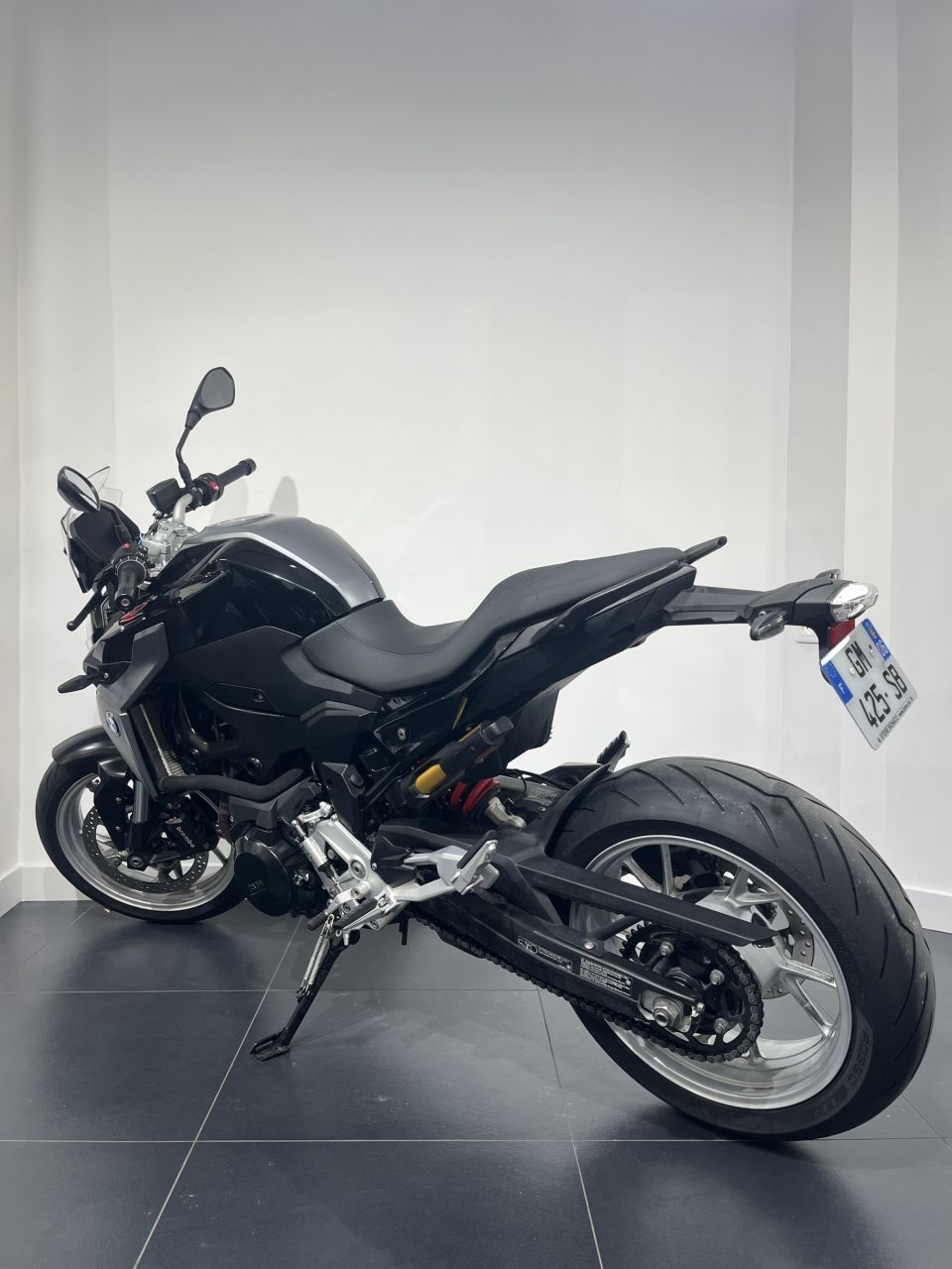 BMW F 900 R 4