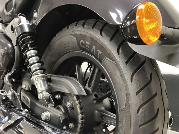 ROYAL ENFIELD SUPER METEOR 650 4