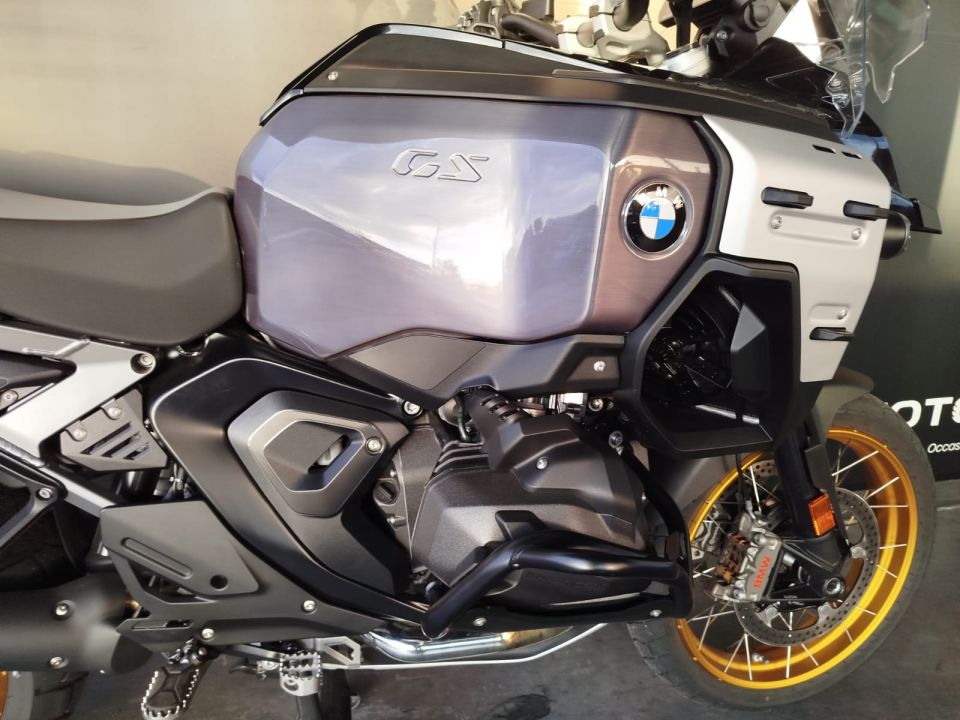 BMW R 1300 GS ADVENTURE 4