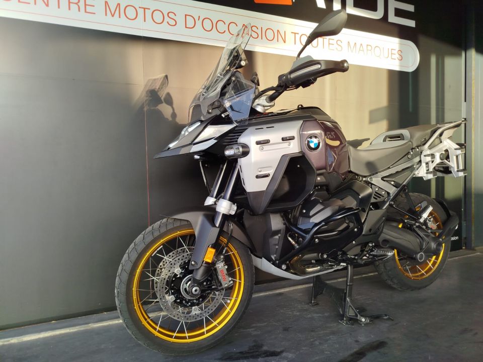BMW R 1300 GS ADVENTURE 4