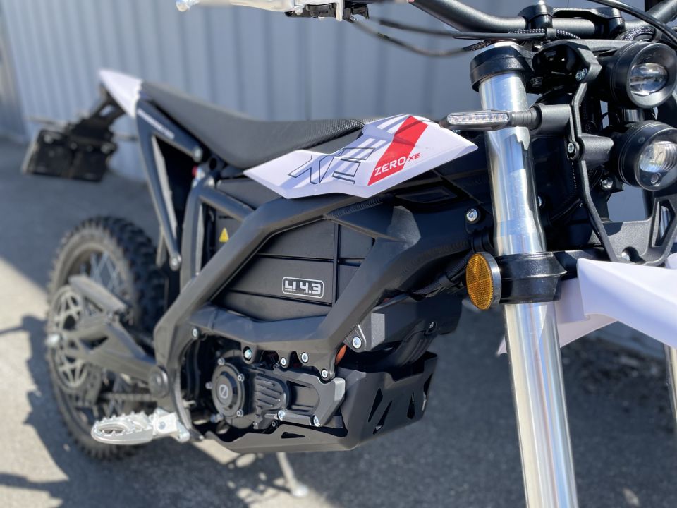 ZERO MOTORCYCLES XE 4