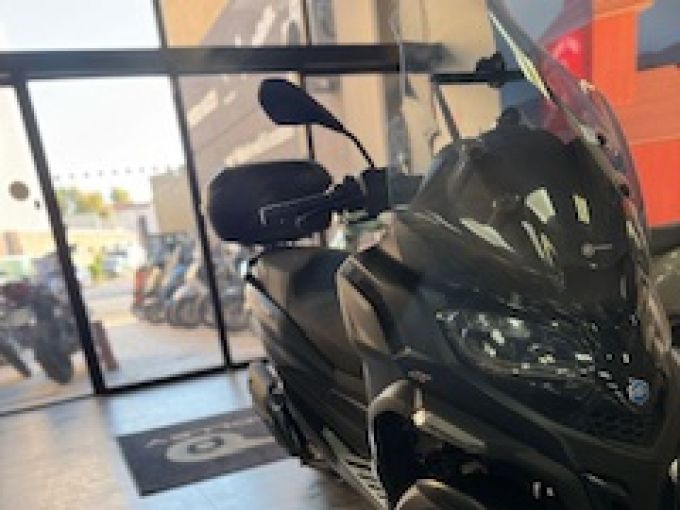 PIAGGIO MP3 500 4