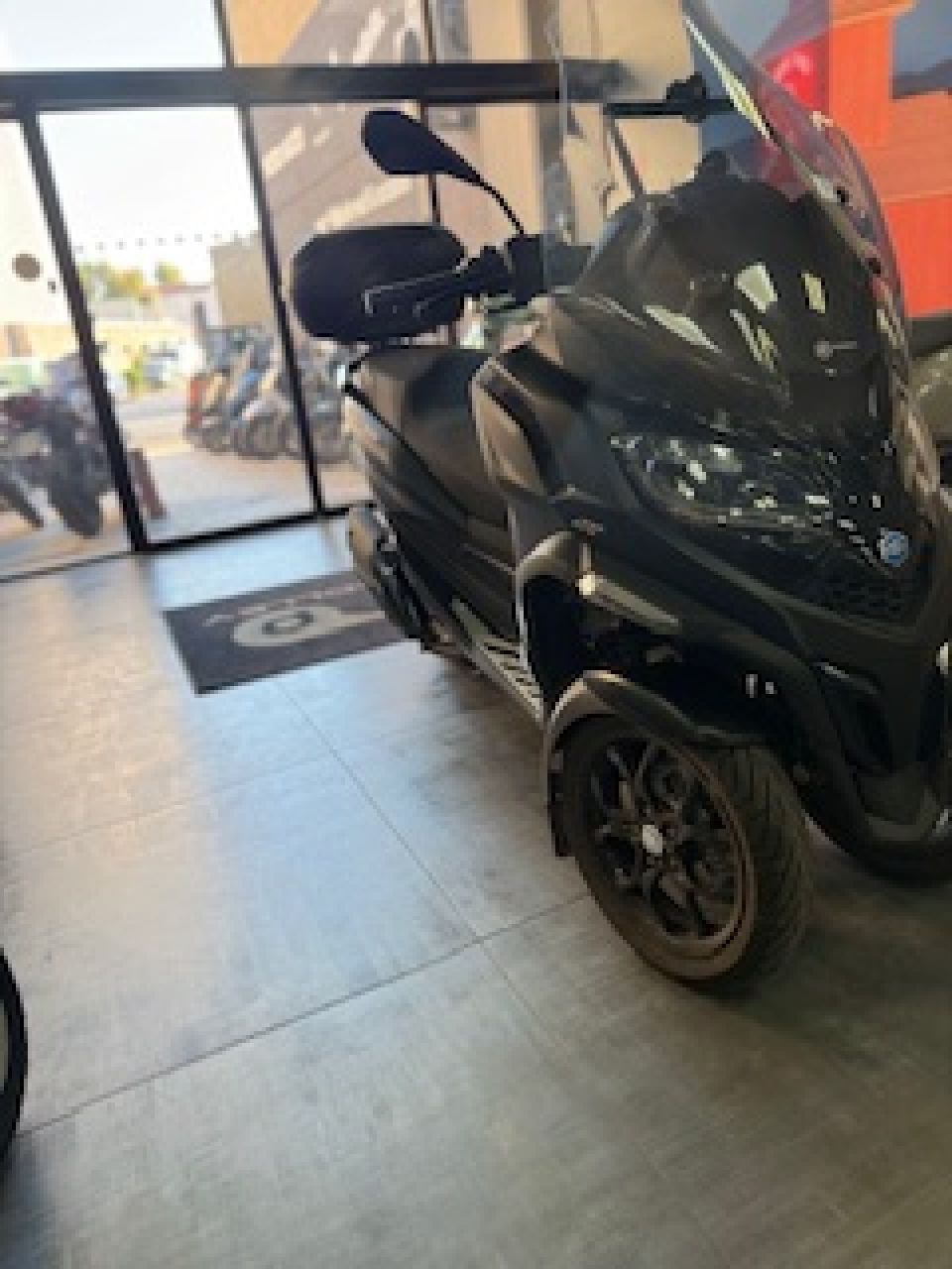 PIAGGIO MP3 400 LT 4