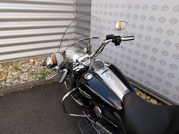 HARLEY-DAVIDSON TOURING ROAD KING 1690 CLASSIC 4