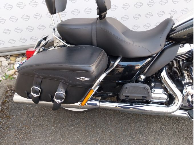 HARLEY-DAVIDSON TOURING ROAD KING 1690 CLASSIC 4