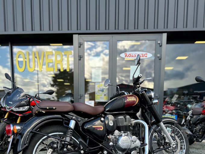ROYAL ENFIELD CLASSIC 4