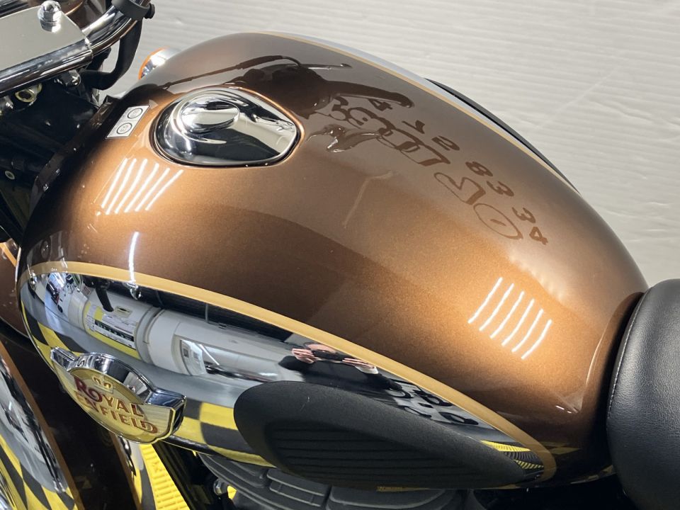 ROYAL ENFIELD CLASSIC 4