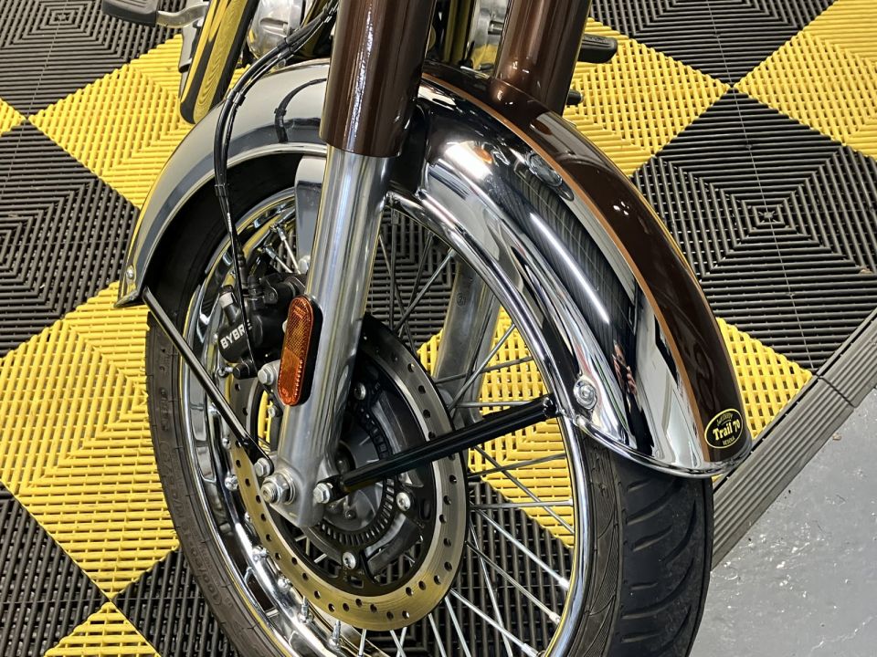 ROYAL ENFIELD CLASSIC 4