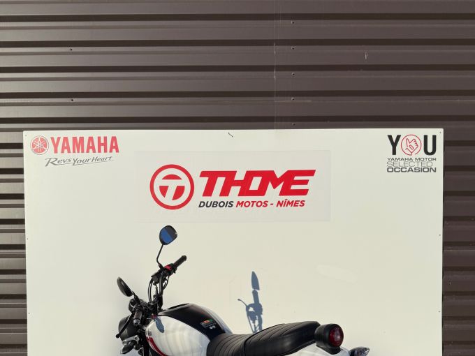 YAMAHA XSR 125 4