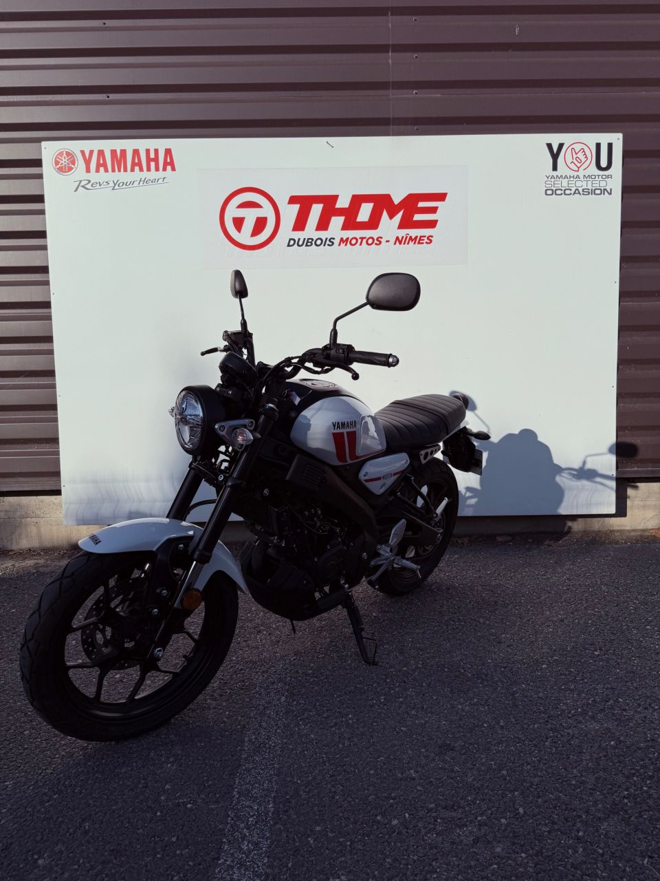YAMAHA XSR 125 4
