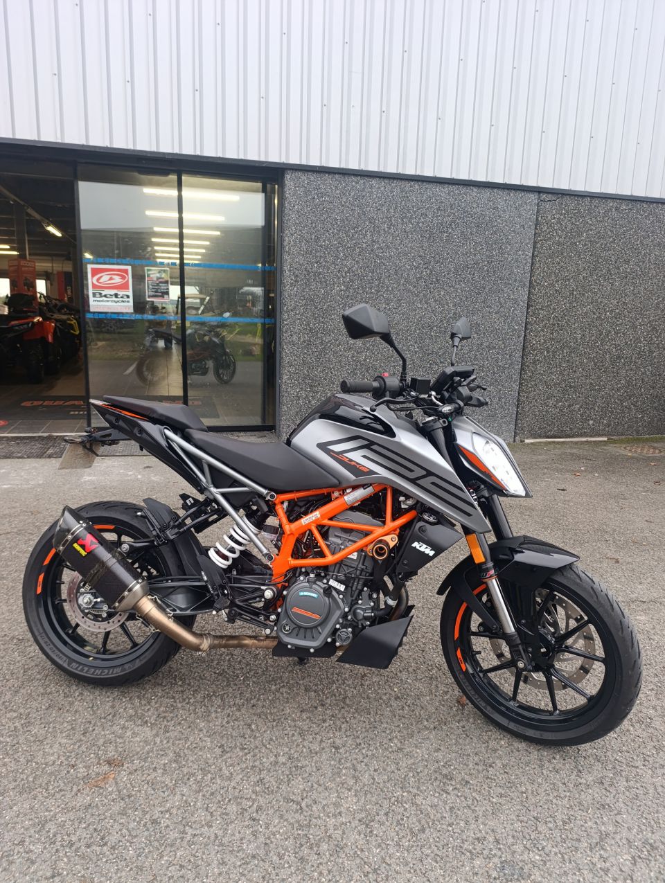 KTM 125 DUKE ABS 4